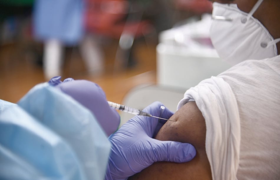 En Panamá aún se mantiene la decisión de aplicar dos dosis a recuperados