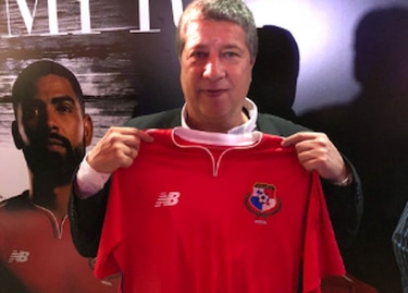 Panamá exhibe su nueva camiseta para Rusia 2018