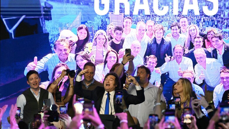 El partido de Javier Milei obtiene un fuerte respaldo en las elecciones de medio término: ‘Hoy comienza la construcción de la Argentina grande’