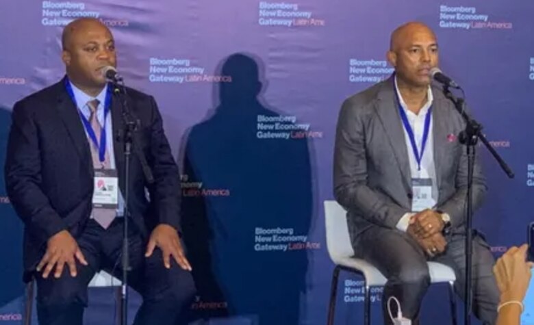 Inversionistas japoneses interesados en proyecto de refinería de biocombustible en Colón