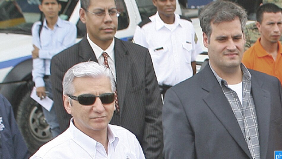 Niños pobres, pretexto para hacer negocios