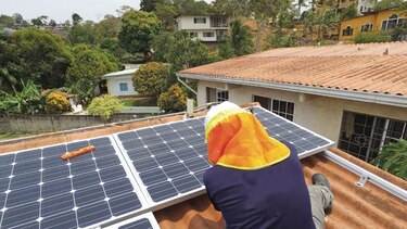 Ampliarán debate de tasa solar