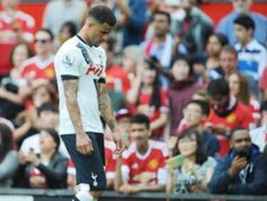 Manchester United inicia el año con victoria