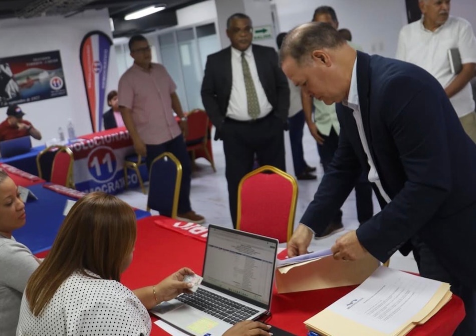 Pedro Miguel González se postula a la secretaría general del CEN del PRD