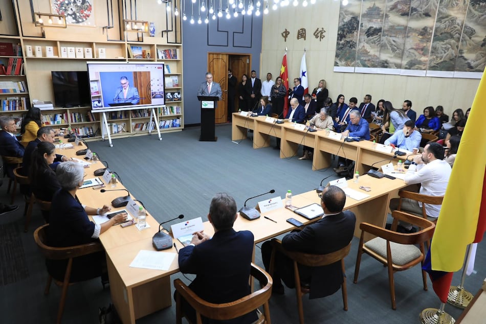 BID y CAF respaldan la interconexión eléctrica