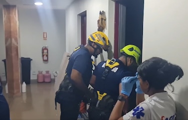 Muere trabajador tras desplome de elevador en edificio de la DGI