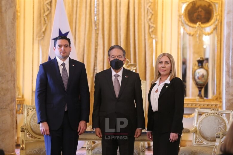 Ariadne García toma posesión de su cargo como nueva magistrada de la Corte Suprema