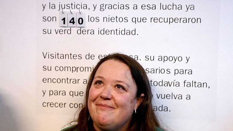 La conmovedora historia del nieto 140 robado durante la dictadura argentina y que acaba de ser encontrado 48 años después