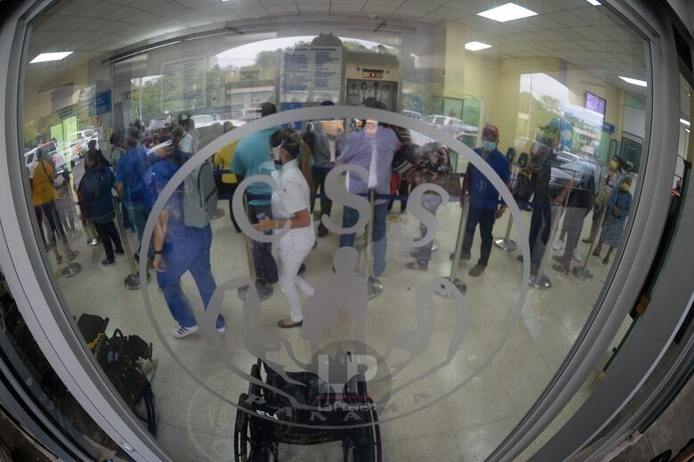 Decisión al amanecer: la Asamblea Nacional recomendó a Dino Mon para la CSS a las 2:00 a.m.