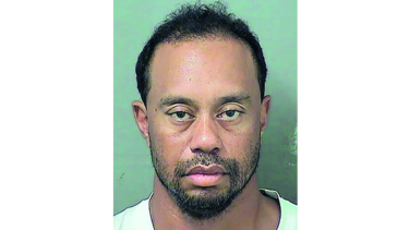Tiger Woods fue arrestado ayer por unas horas