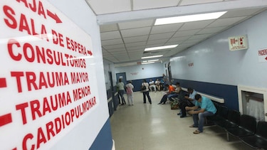 Médicos especialistas piden aplicar medidas extraordinarias para resolver crisis en el Hospital Santo Tomás