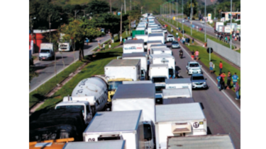 Industria de Brasil registra sus peores datos en década