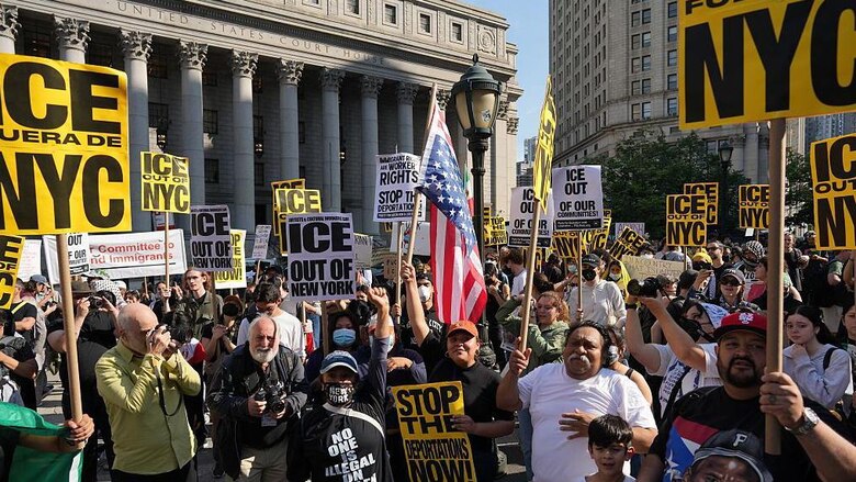 Las protestas contra ICE por las redadas migratorias se extienden de Los Ángeles a otras ciudades de Estados Unidos