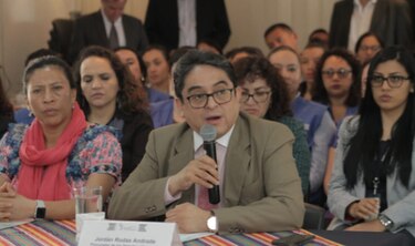 Defensor del pueblo denuncia boicot oficial con recorte presupuestario