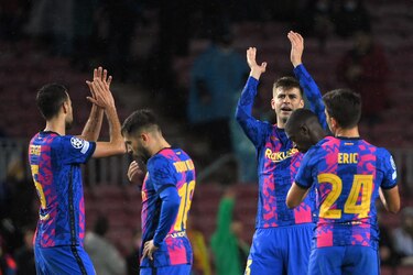 El Barça se enreda con el Benfica y se jugará los octavos en Múnich