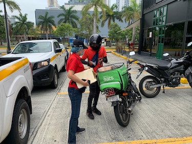 Motorizados de PedidosYa se inclinan por otras plataformas como Uber e inDrive