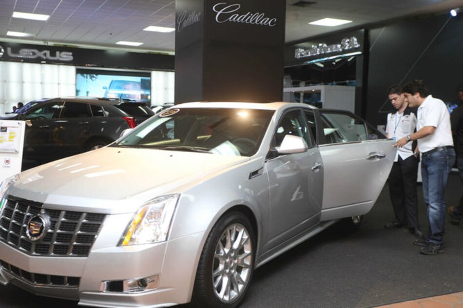 Venta de automóviles y camionetas de lujo aumenta en Panamá 4.3%