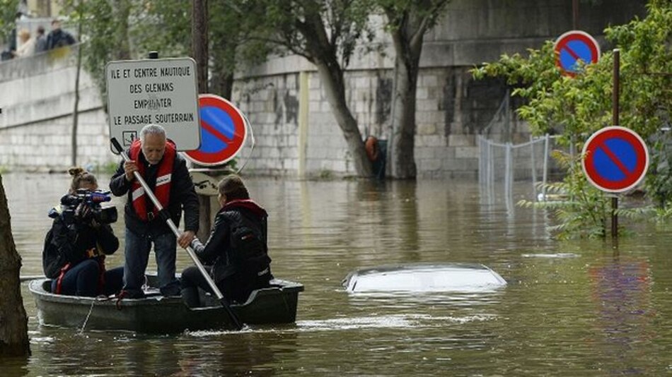 París en alerta ante la mayor crecida del Sena en 30 años