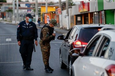 Más de 4 mil personas han sido detenidas desde que se decretó el toque de queda