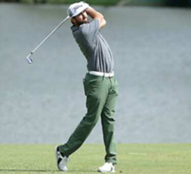 Wilkinson dominó primera ronda de golf