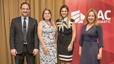 BAC Credomatic promueve el desarrollo de sus clientes