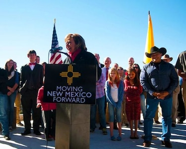 New Mexico: Gobernadora firma ley de identificación