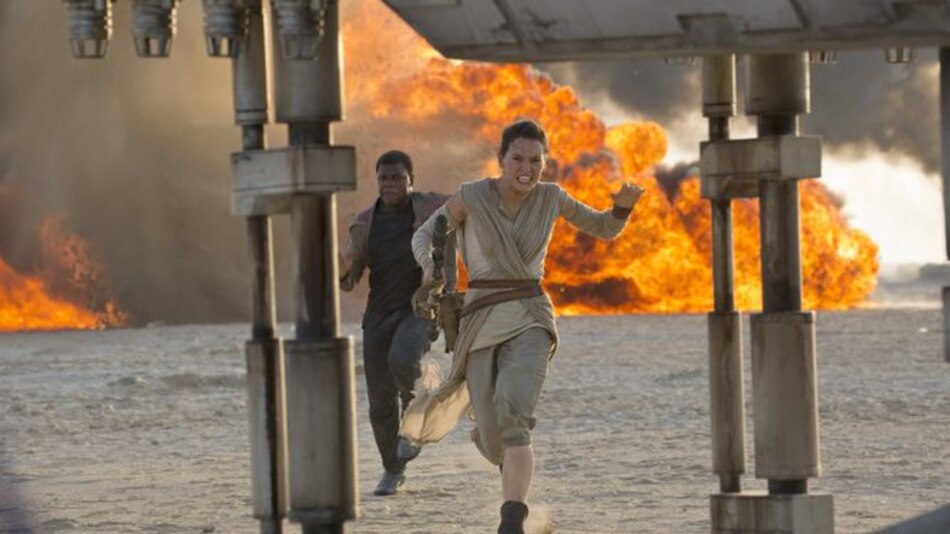 ‘El despertar de la fuerza’ logra $250 millones en la taquilla