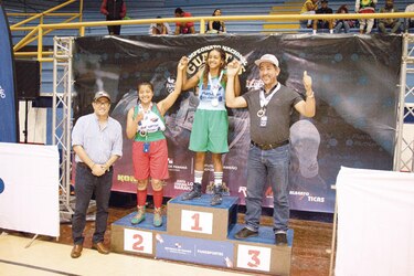 Panamá Oeste gana los Guantes de Oro 2022