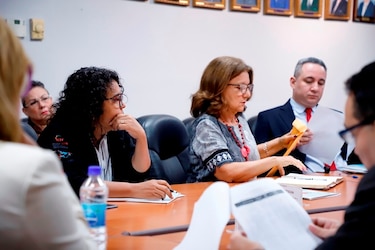Pacientes crónicos integran mesa de abastecimiento de medicamentos