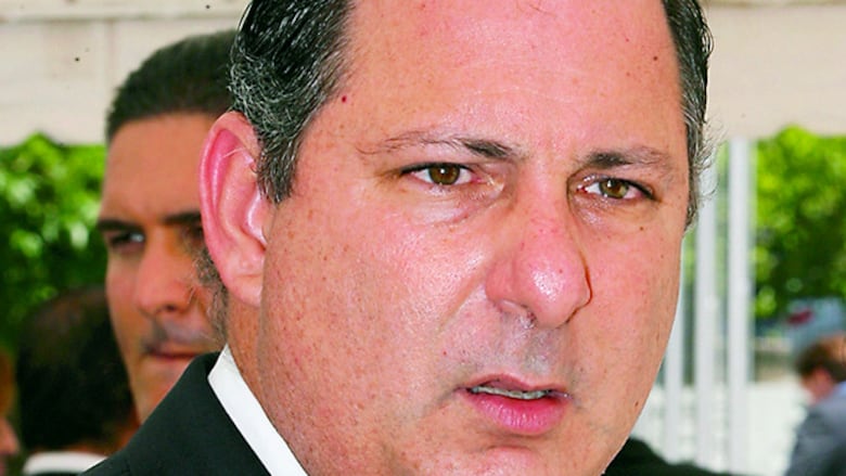 Rivera se ratifica contra Ayú Prado