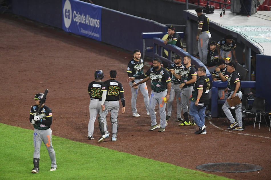 Bocas del Toro derrota a Coclé y empata a un partido la serie final del béisbol mayor 2025