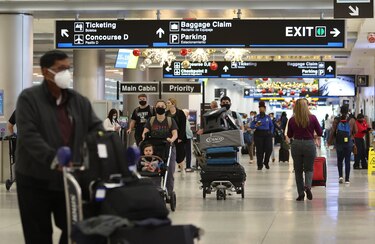 Estados Unidos ya no pedirá prueba de covid-19 a viajeros aéreos internacionales