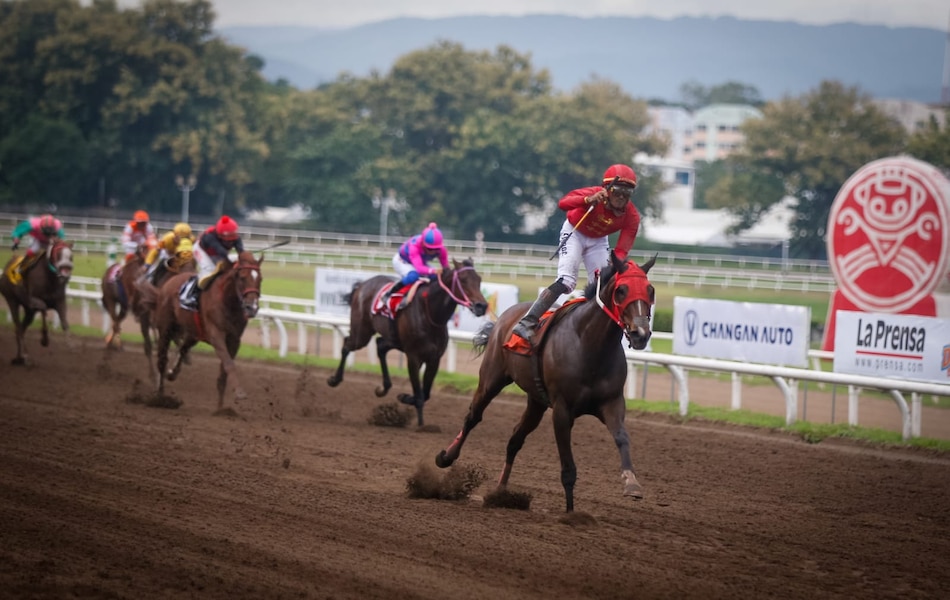 ‘Eagle in Love’ brilla en la edición 95 del Clásico Presidente de la República