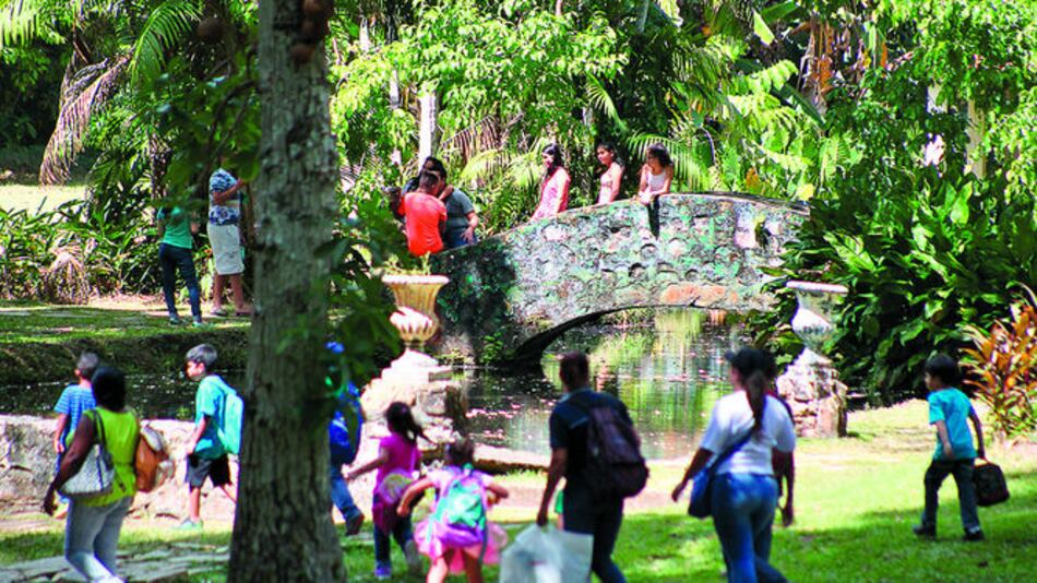 Alcaldía adjudica mejoras al Summit