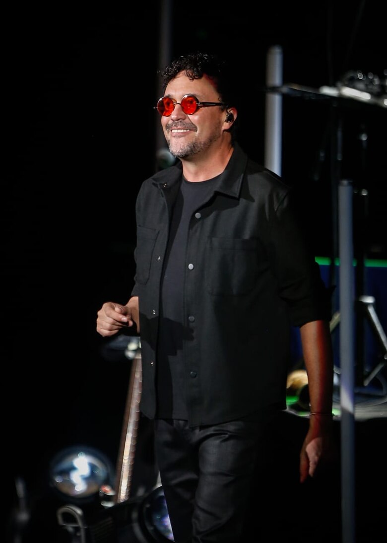 Andrés Cepeda llena de romanticismo el Teatro Anayansi en su despedida del ‘Tengo Ganas Tour’