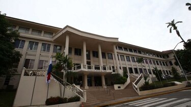 Desde este lunes emiten carnés de identificación para nuevos abogados; en julio programan entregarlos a los ya idóneos