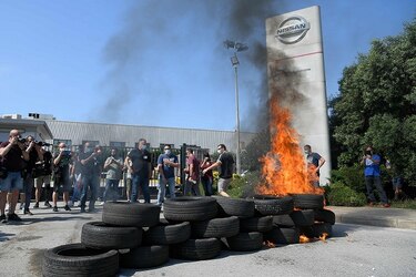 Nissan anuncia cierre de planta en España y Renault suprimirá 15 mil empleos
