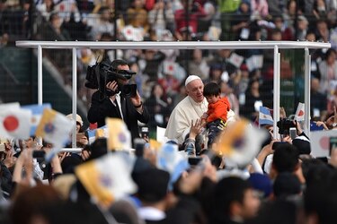 Papa hace llamado dramático alegato contra las armas nucleares