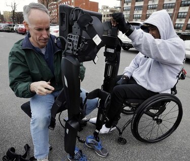 Estados Unidos dará piernas robot a veteranos paralizados