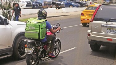 Proponen regular servicio de 'delivery' que se ofrece a través de plataformas digitales