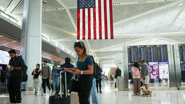 ‘Estados Unidos está lleno’: cómo Trump está limitando las vías de migración legal