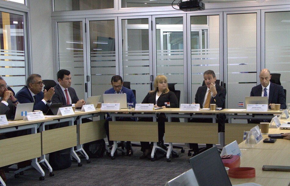 Fecamco destaca avances en emprendimiento femenino y competitividad regional