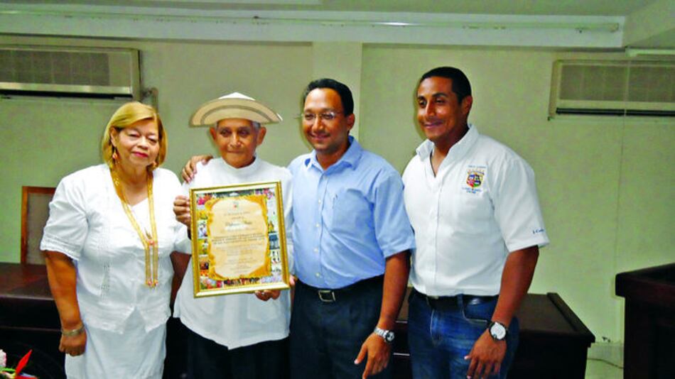 Designan patriarca a Ceferino Nieto, en fiestas de san Juan