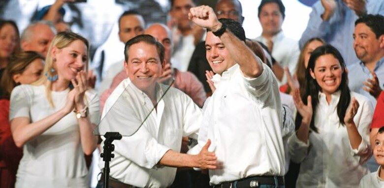 José Gabriel Carrizo, en fórmula del PRD