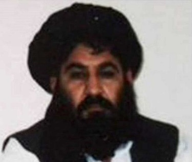 Ataque aéreo de EU alcanza al jefe de talibanes afganos
