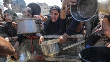 El sistema secreto que utiliza Hamás para pagar los salarios públicos en Gaza