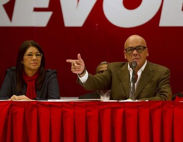 Chavismo denuncia magnicidio e implica a embajador estadounidense