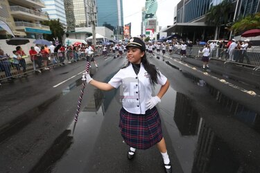 Con desfiles, Panamá celebra la patria después de dos años de restricciones por la pandemia