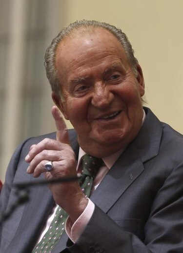 Abdicación del rey Juan Carlos queda aprobada por el Parlamento español