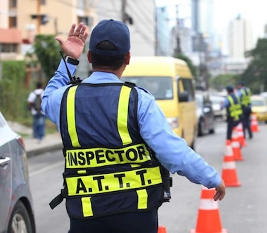 ATTT sanciona a 703 mil 242 conductores por infringir las normas de tránsito
